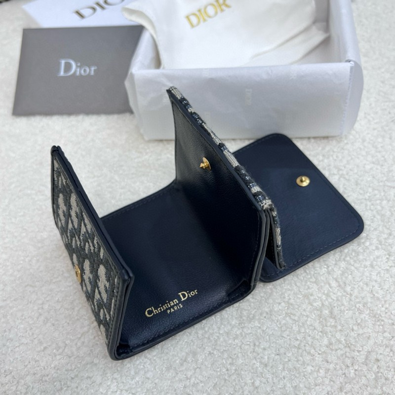 Dior 30 Montaigne Wallet