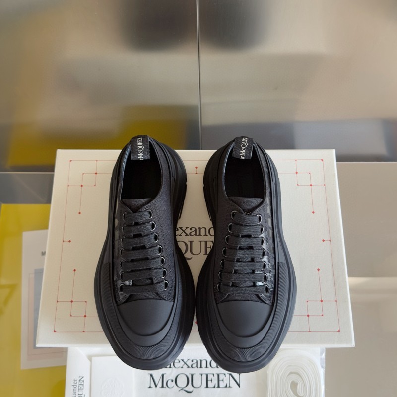 MCQ Unisex Shoes