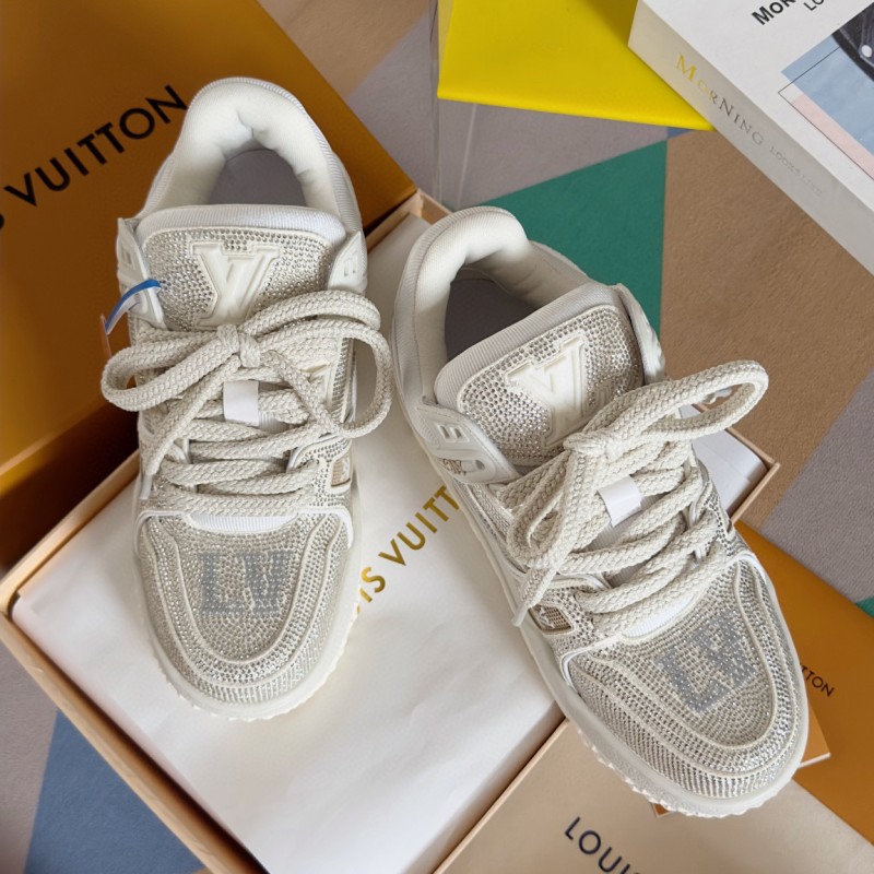 Lv Trainer