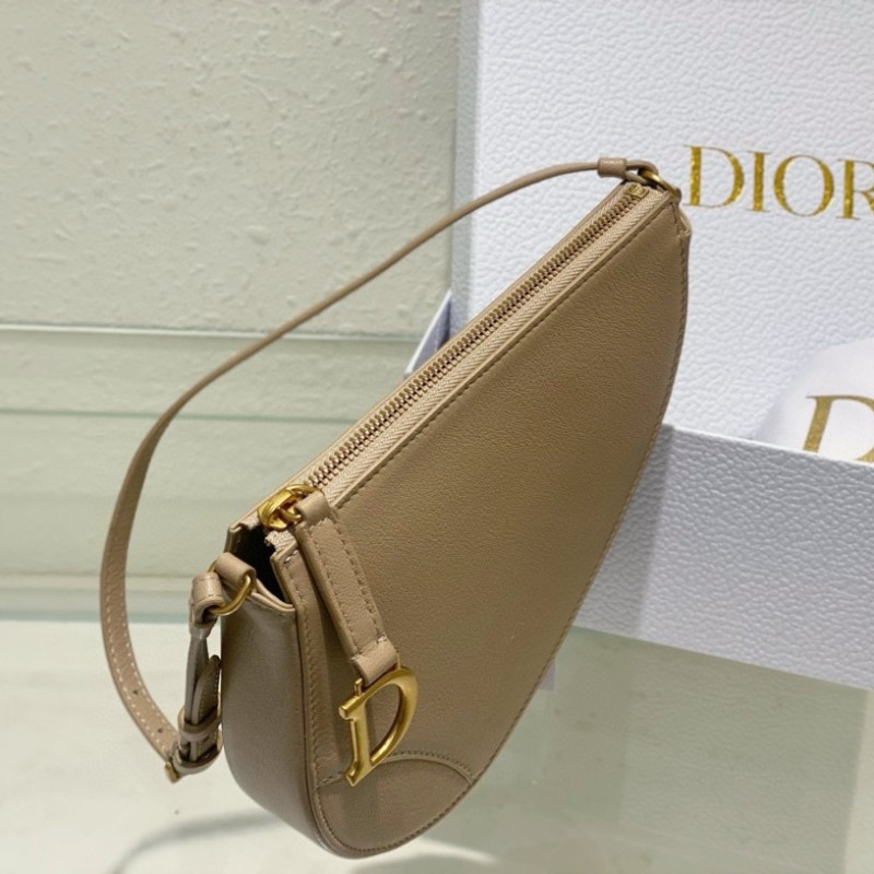 Dior 马鞍包