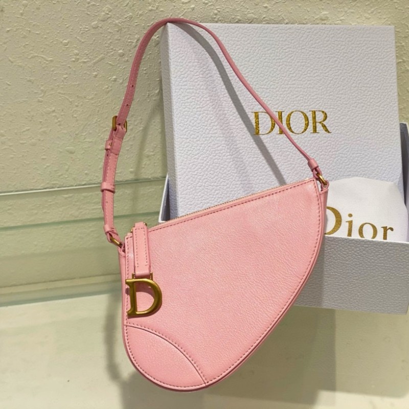 Dior 马鞍包