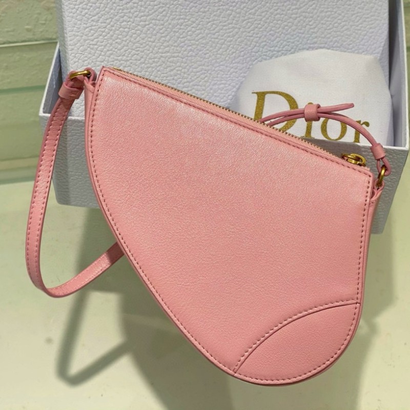 Dior 马鞍包