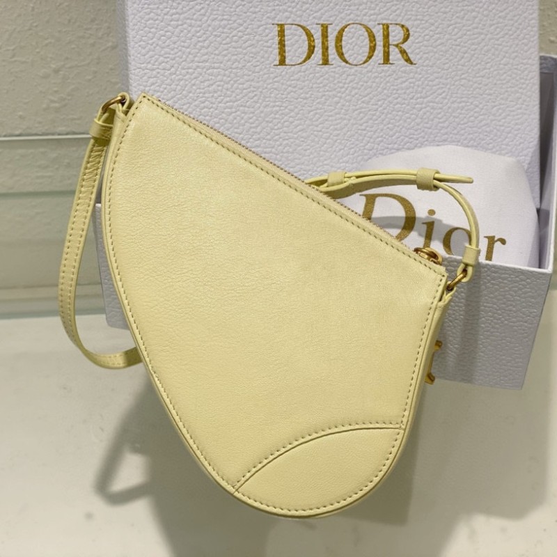 Dior 马鞍包