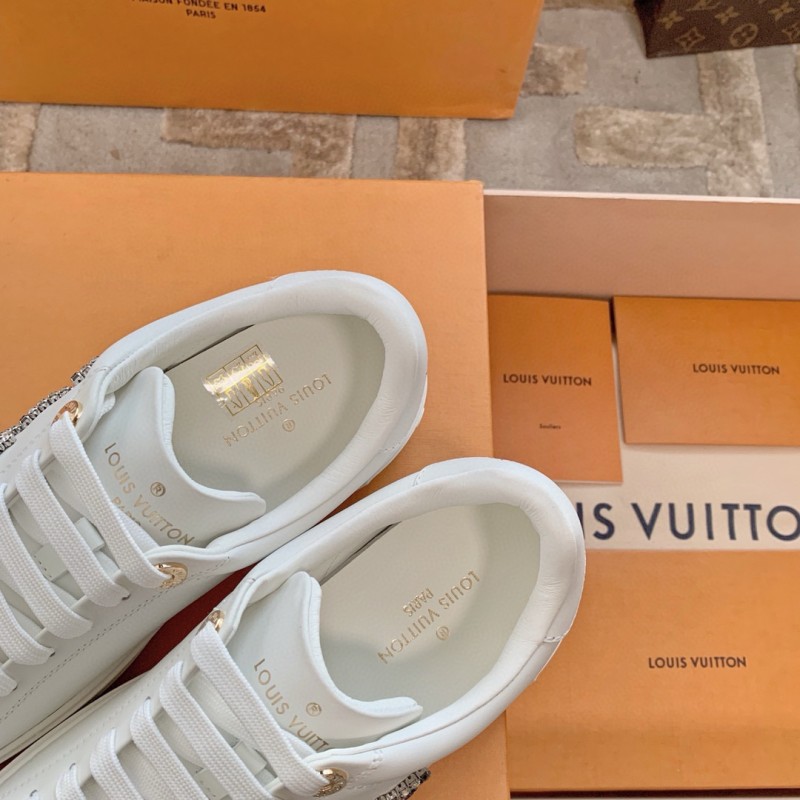 LV Unisex Time Out Sneaker