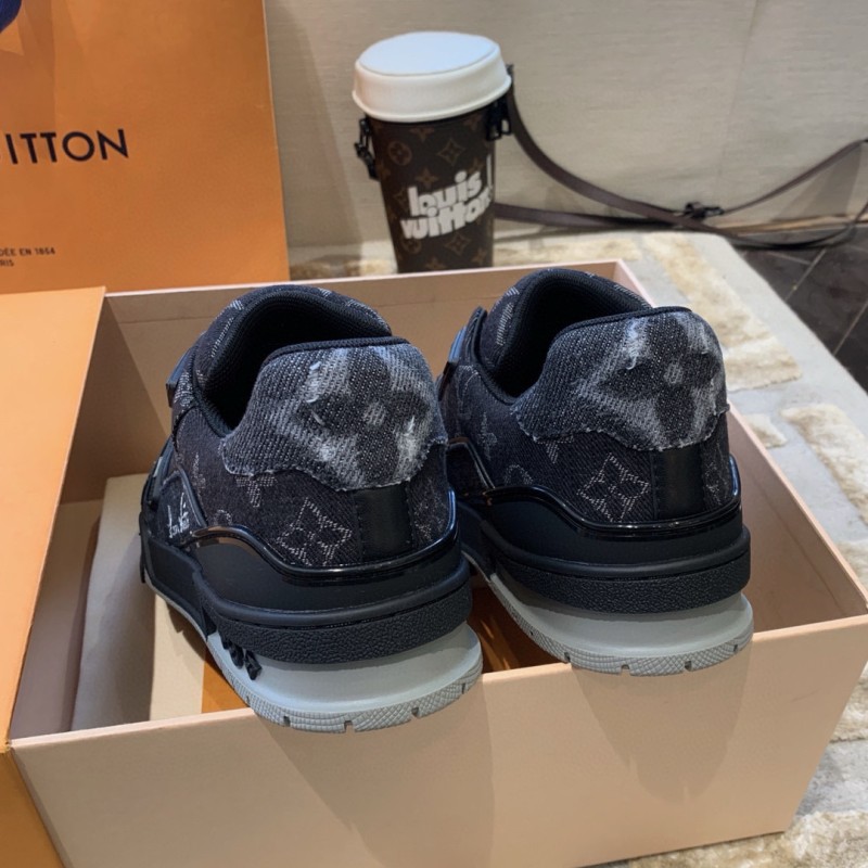 LV Unisex Trainer Sneaker