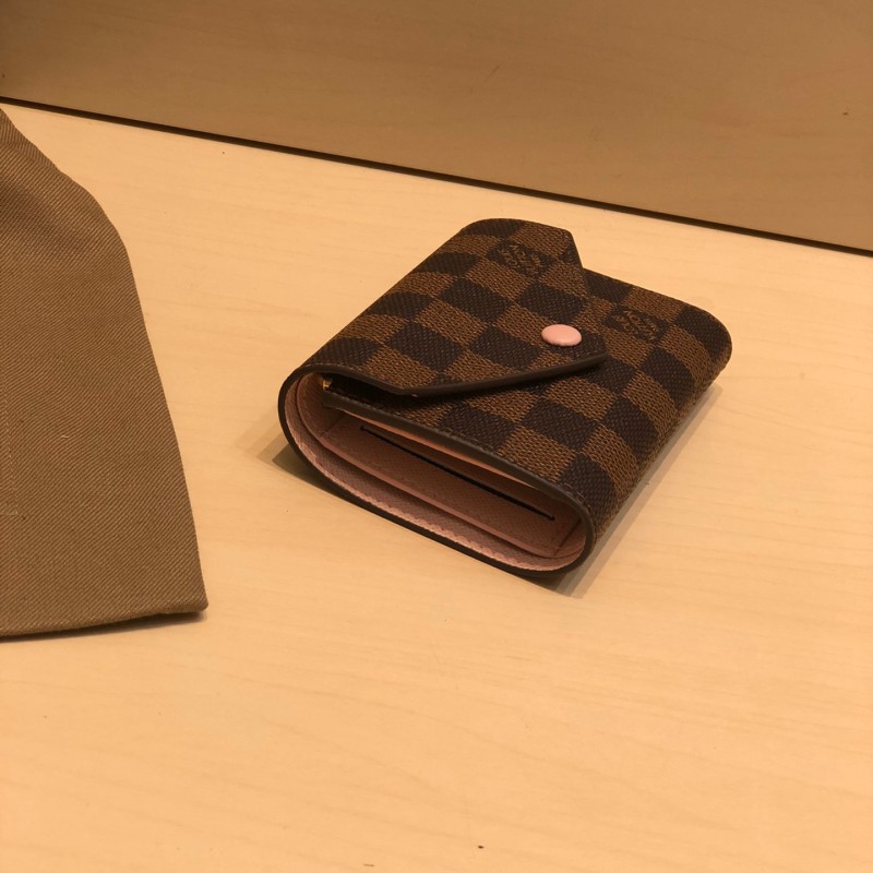 LV Wallet