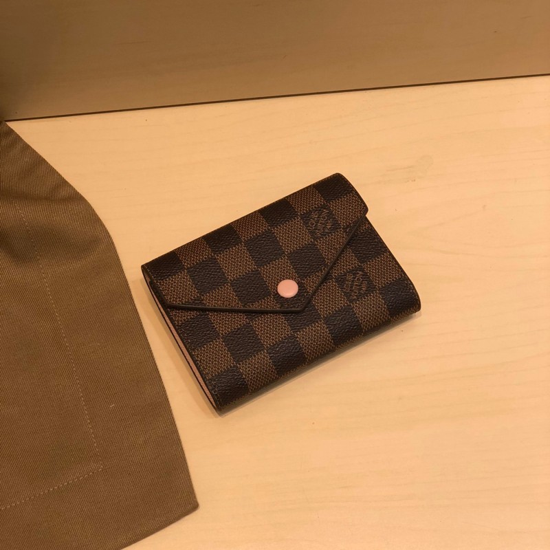 LV Wallet