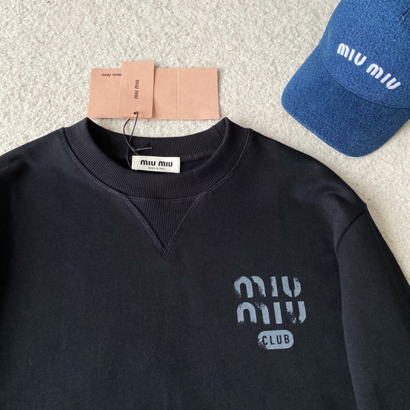 MiuMiu Sweater & Shorts