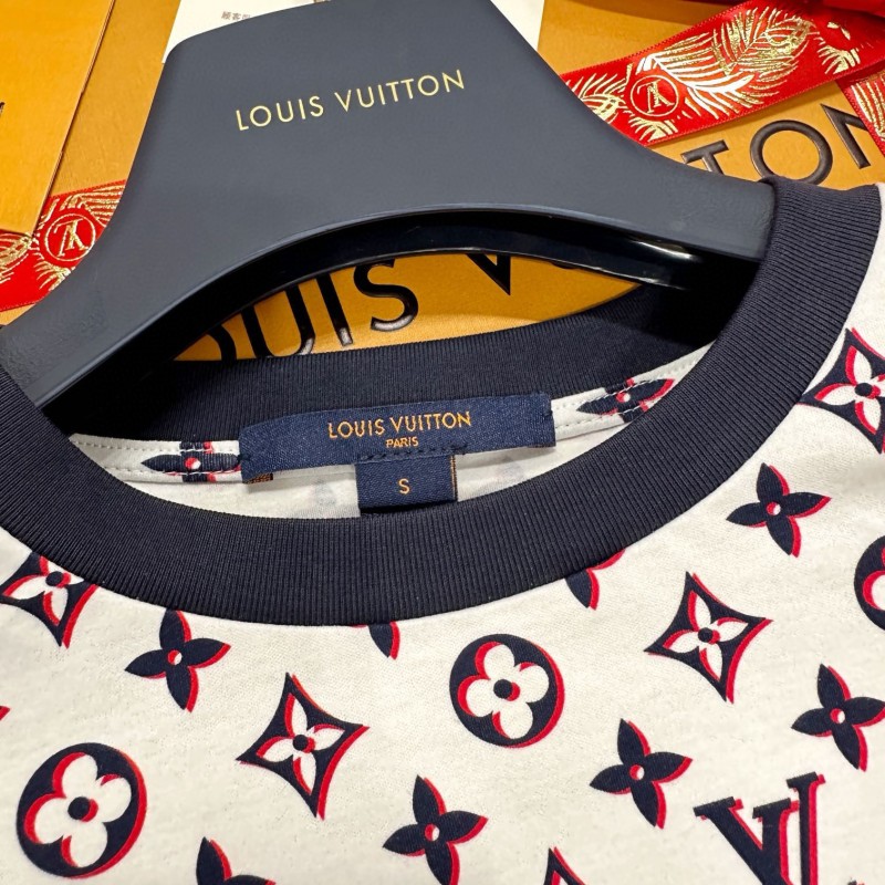 LV Tee