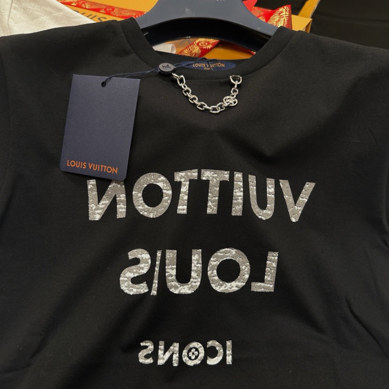 LV Tee