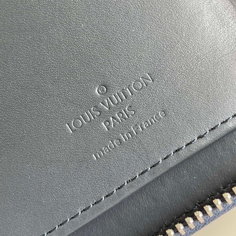 LV Long Wallet