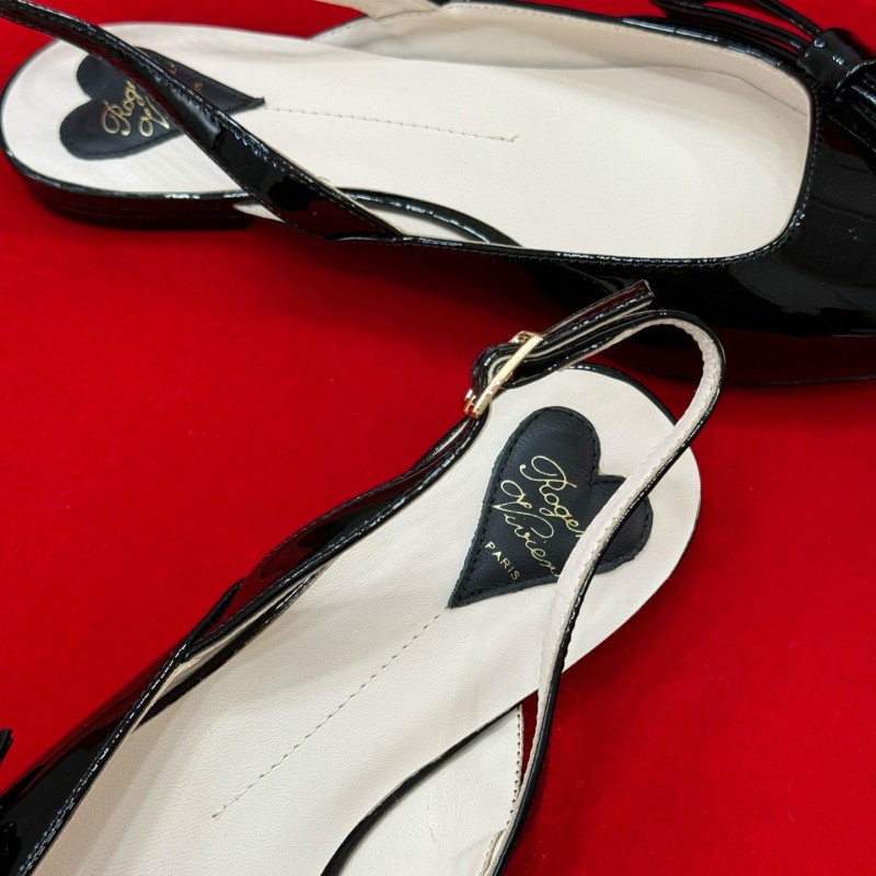 Roger Vivier SS24 Flat