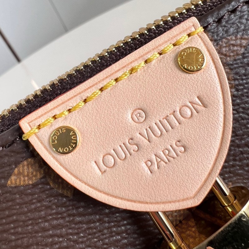 LV Pochette Tirette