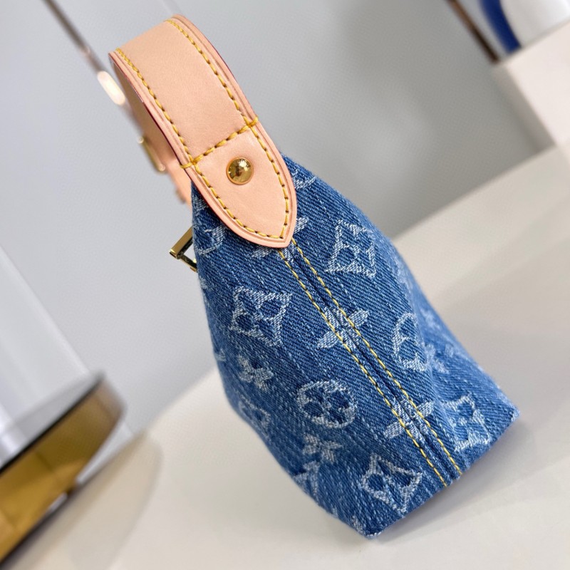 LV Hills Pochette