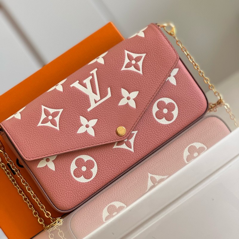 LV Pochette Felicie