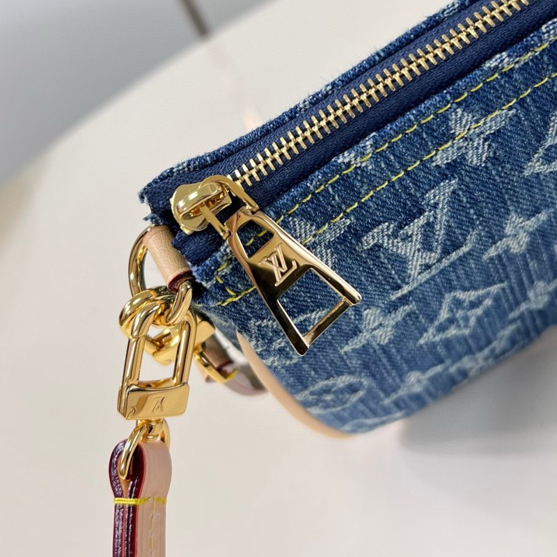 LV Pochette Accessoires