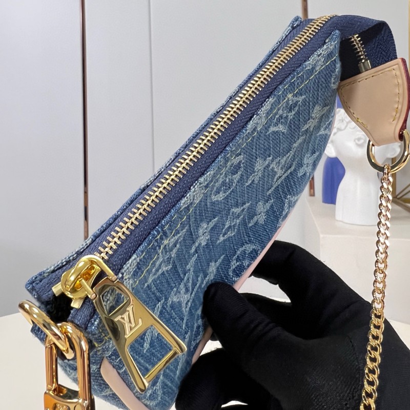 LV Mini Pochette Accessoires