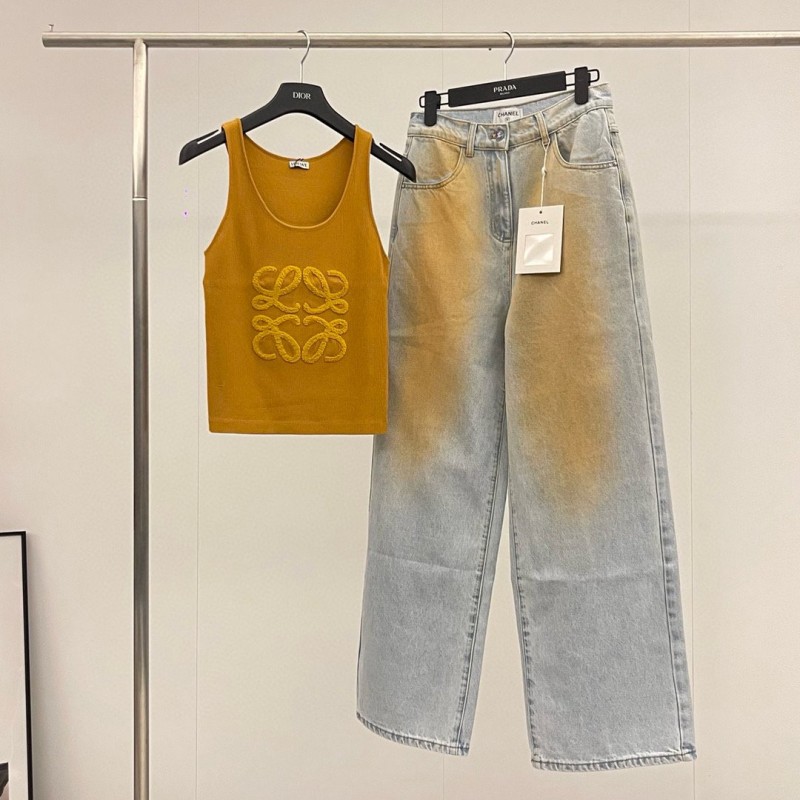 Chanel Jeans