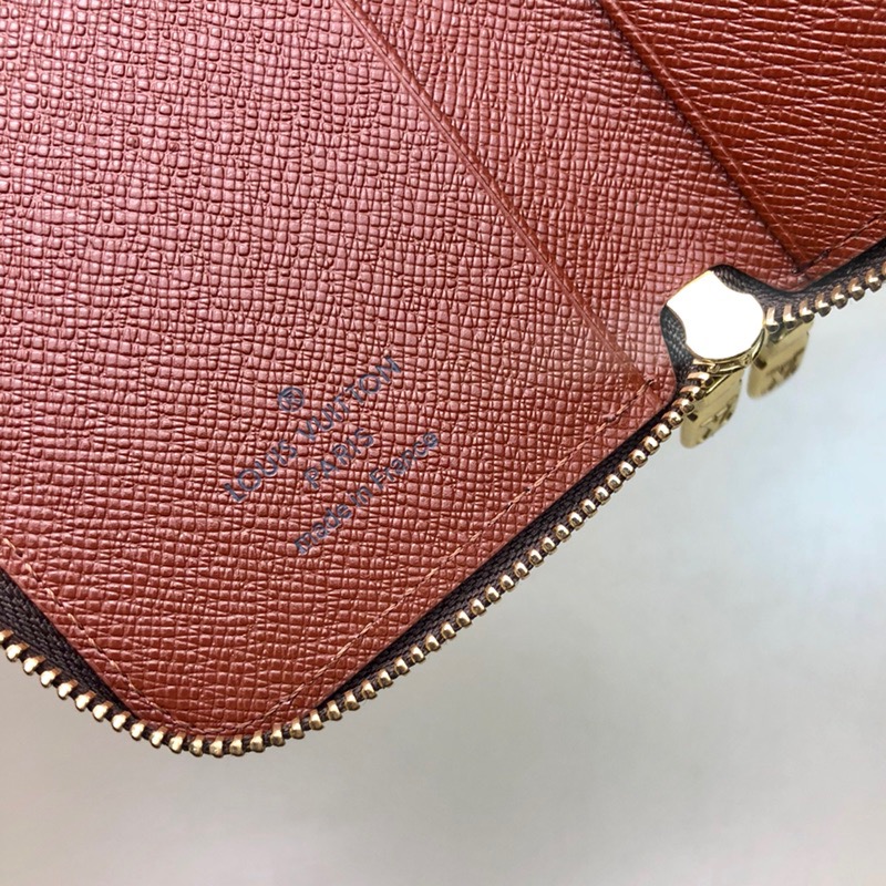 LV Key Wallet