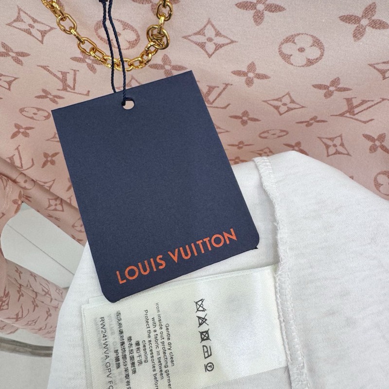 LV Tee