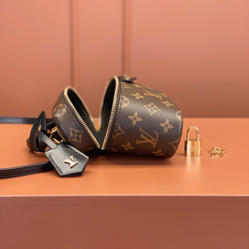 LV Vanity Chain Pouch