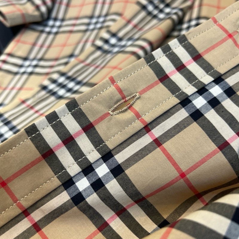 Burberry Unisex Shirt