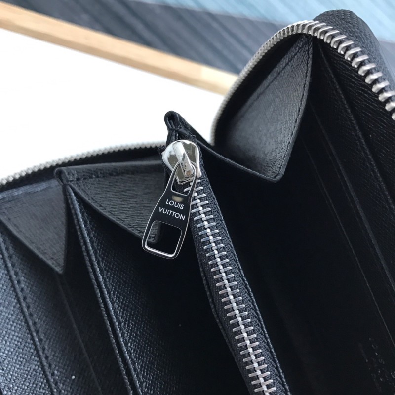 LV Long Wallet