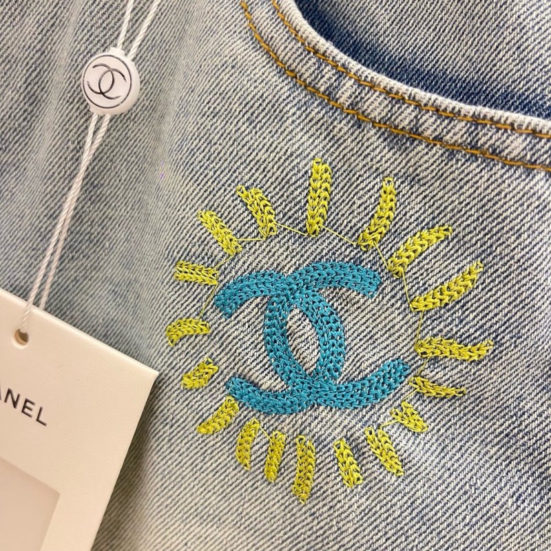 Chanel Jeans