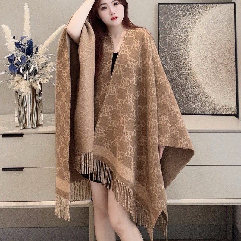 Fendi Poncho