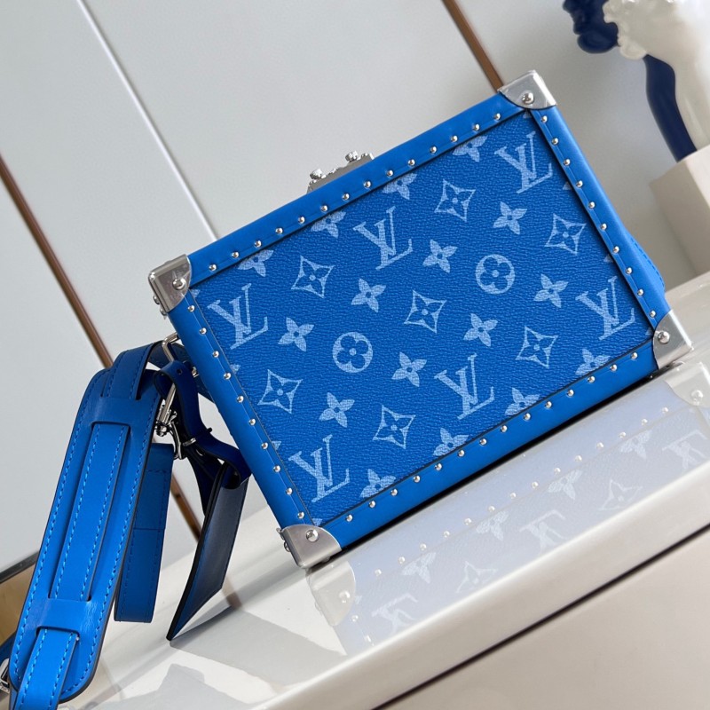 Lv Clutch Box