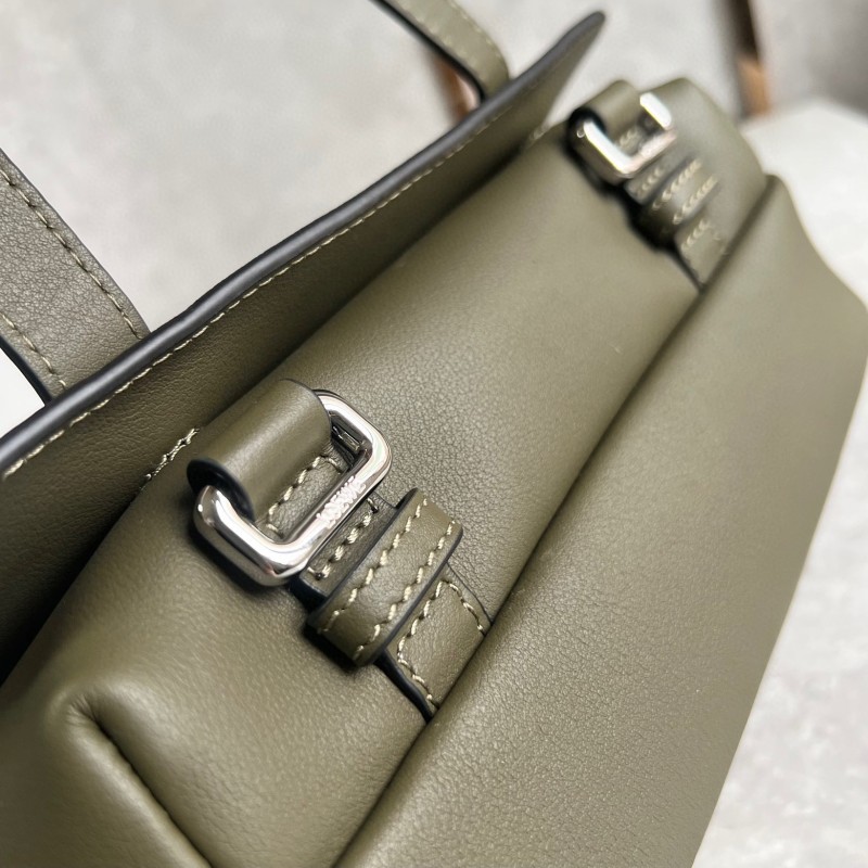 Loewe Messenger Bag