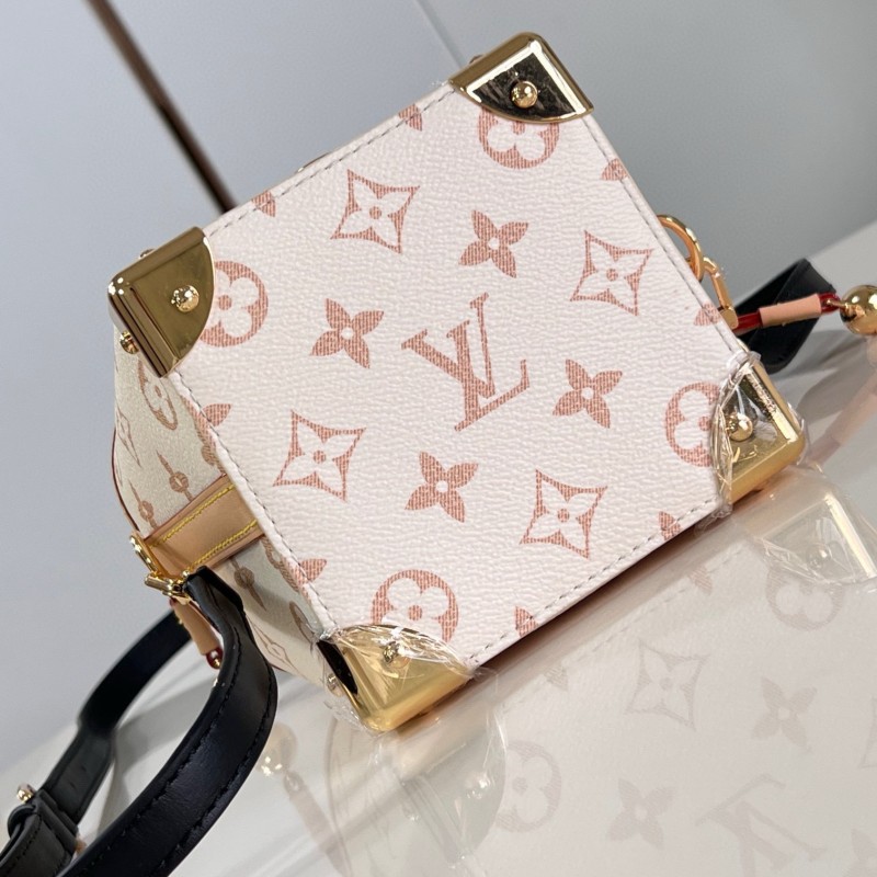 LV Noe Purse