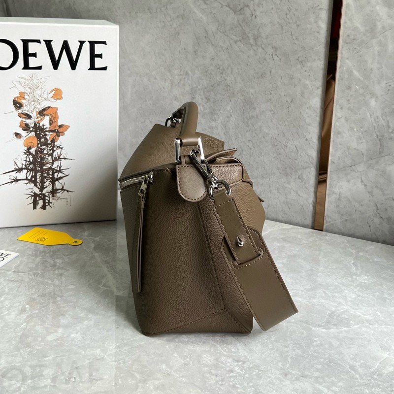 Loewe Puzzle