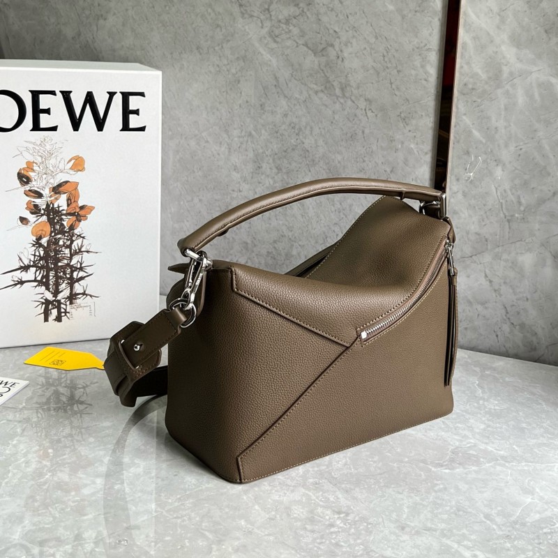 Loewe Puzzle