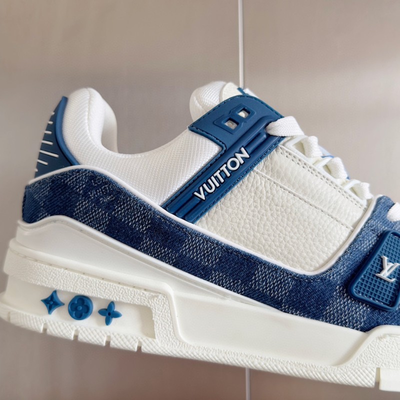 Lv Unisex Trainer