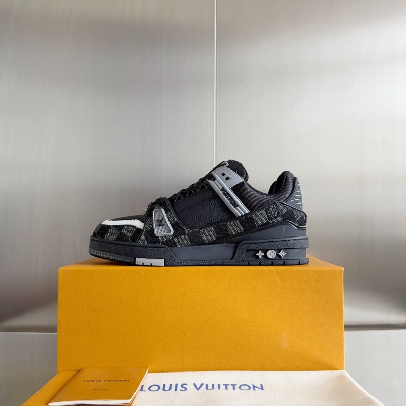 LV Unisex Trainer