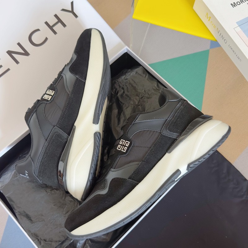 Givenchy Runner Sneaker