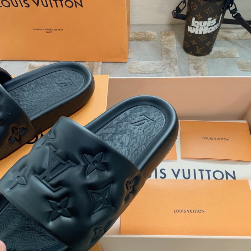 LV Unisex Waterfront Slippers