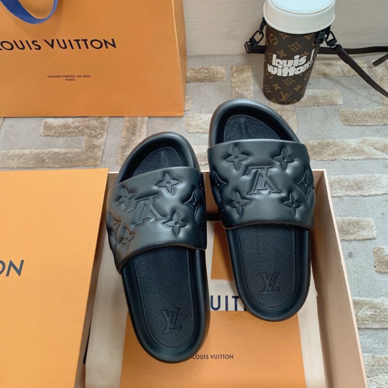 LV Unisex Waterfront Slippers