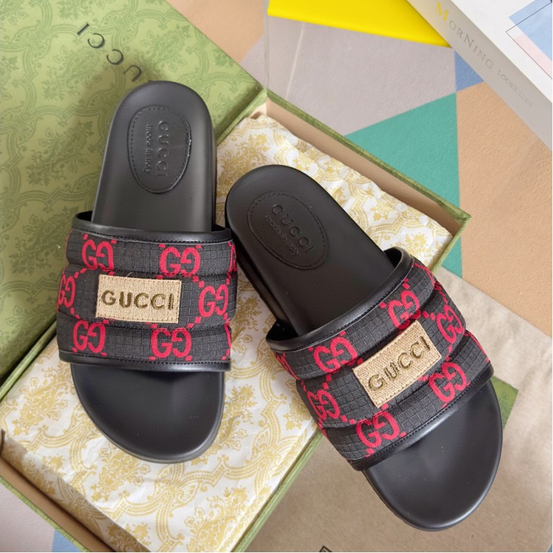 Gucci Unisex Sandals