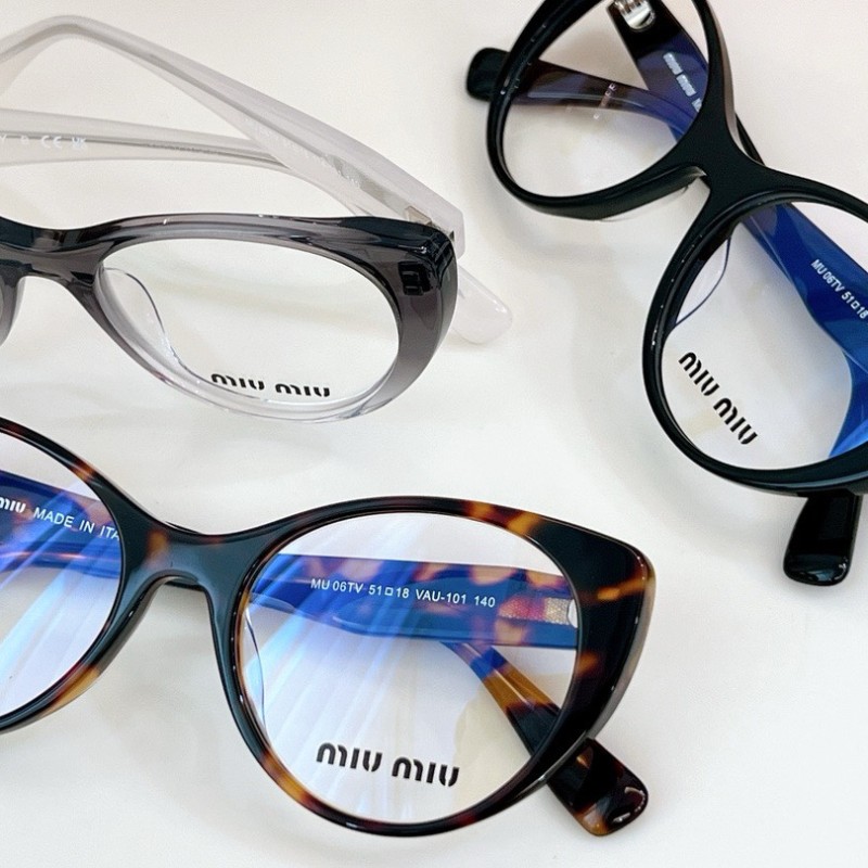 MiuMIu Sunglasses