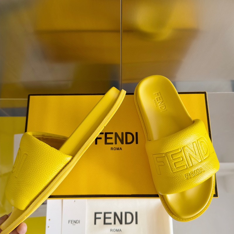 Fendi Roma Unisex Sandals