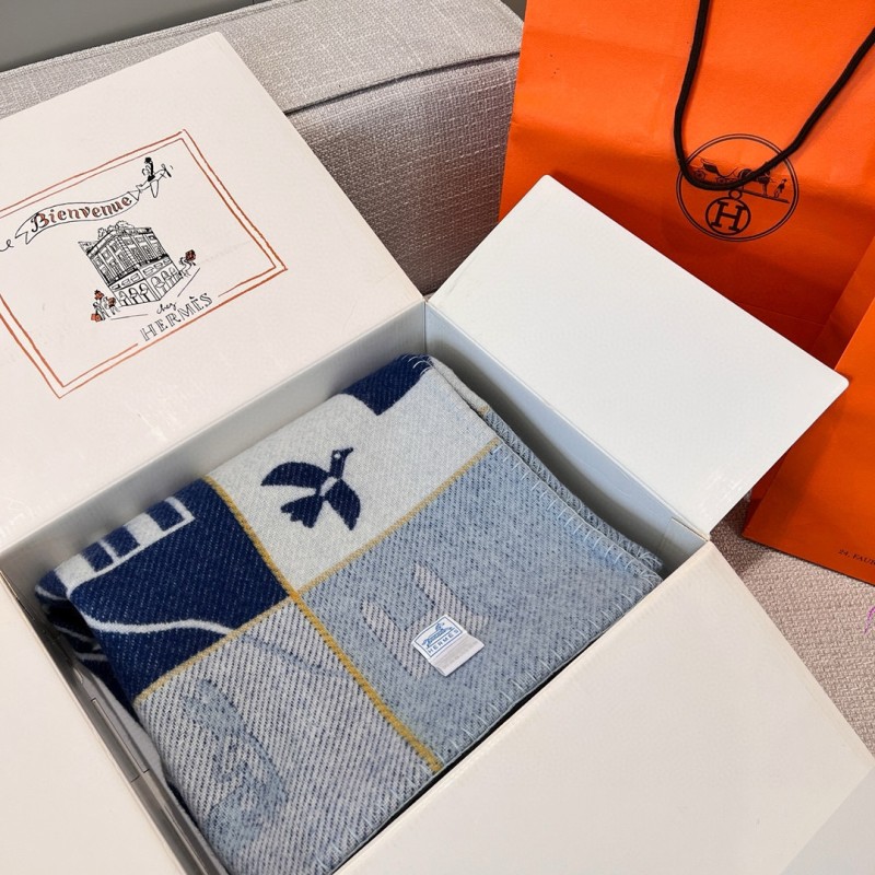 Hermes Blanket & Pillow