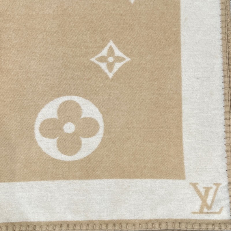 LV Blanket