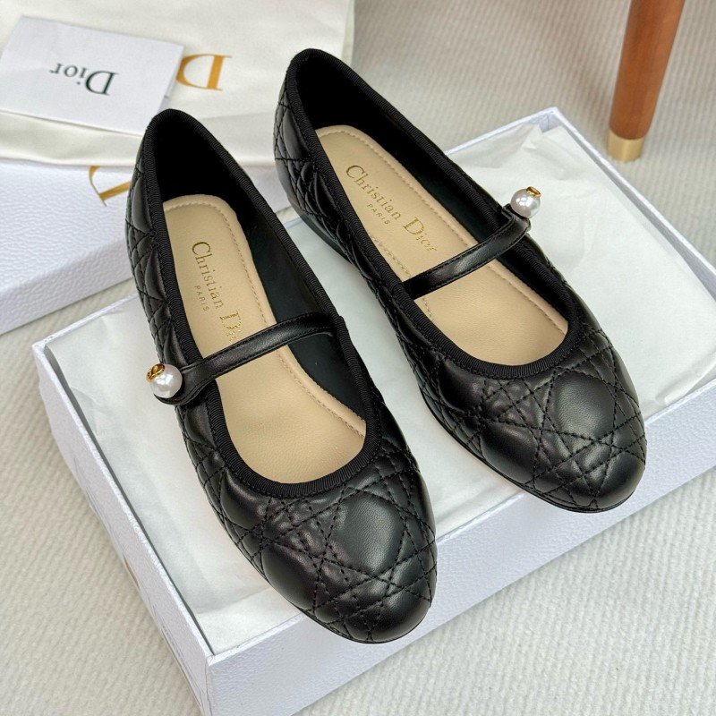 Dior Flat