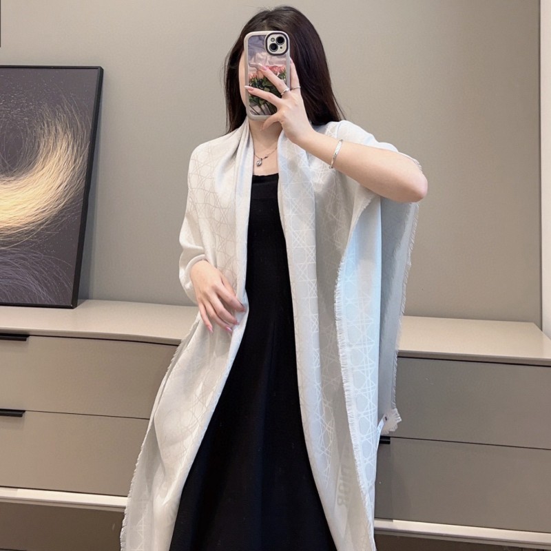 Dior Shawl