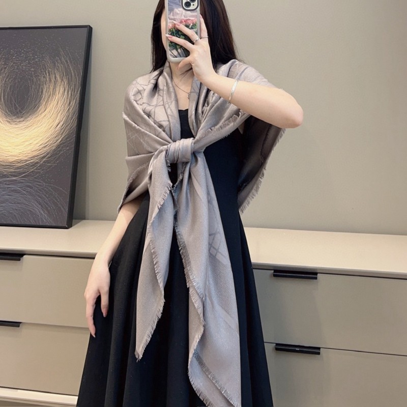 Dior Shawl