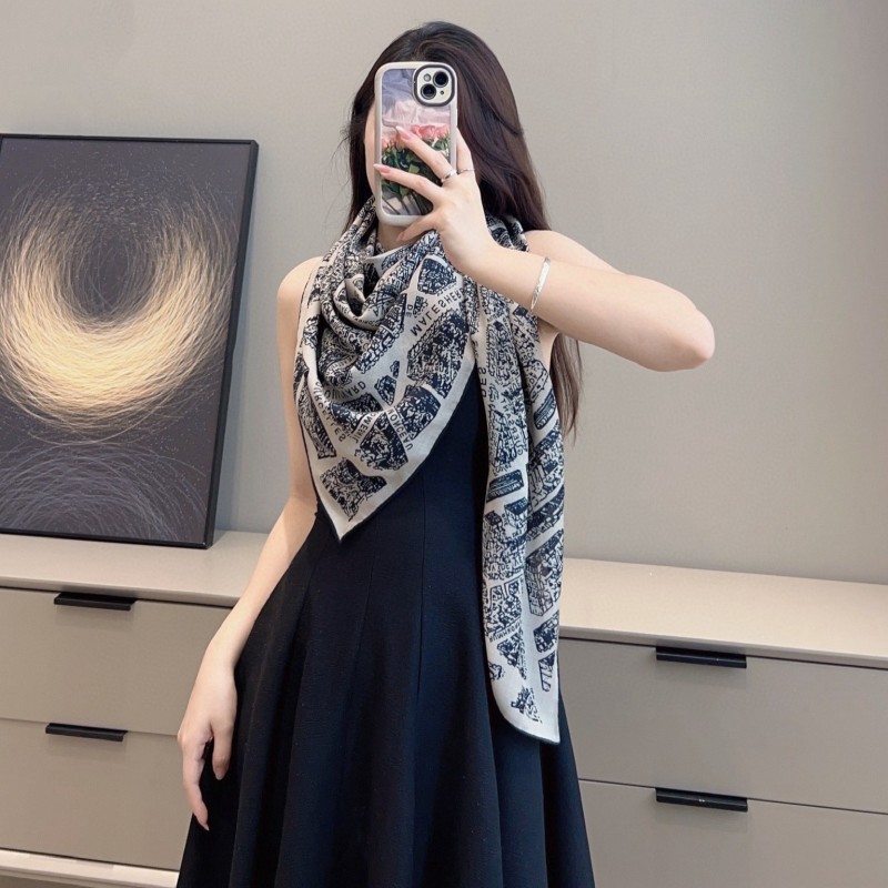 Dior Shawl