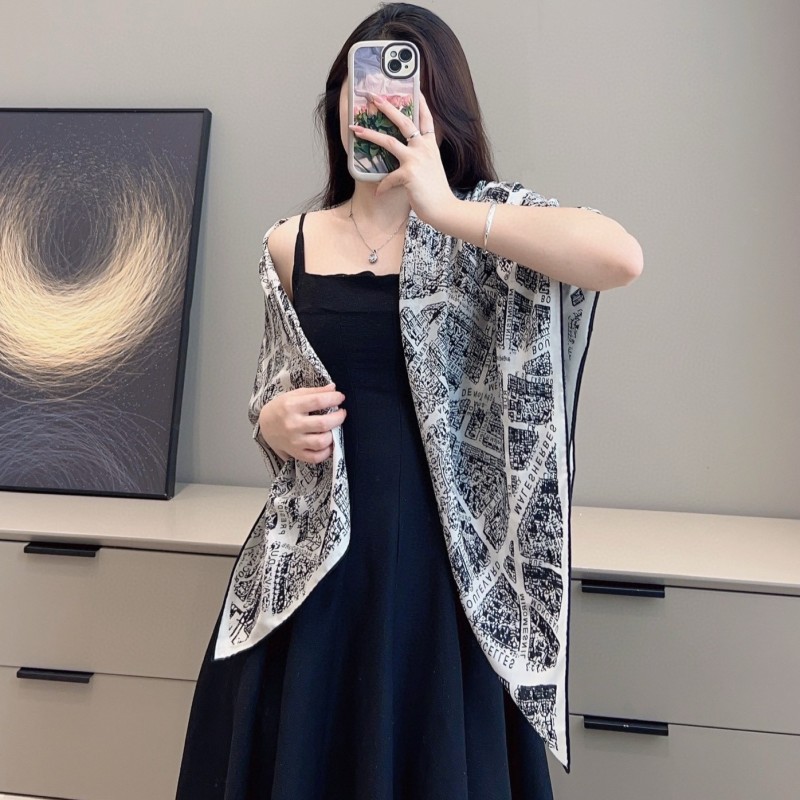 Dior Shawl