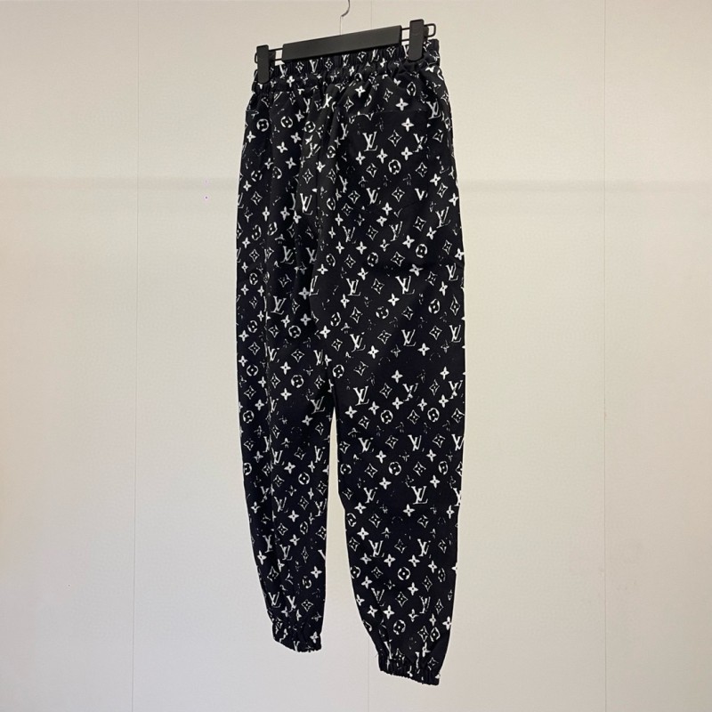 LV Trousers Pants